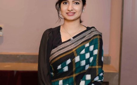 ଜାଣନ୍ତୁ କେତେ କୋଟି ଟଙ୍କାର ମାଲିକାଣୀ ସୋଫିଆ ଫିର୍ଦ୍ଦୋସ