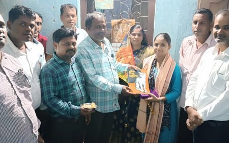 ମାଟ୍ରିକ ପରୀକ୍ଷା ଟପ୍ପର ଦିବ୍ୟାନୀଙ୍କୁ ଶ୍ରୀ ଜଗନ୍ନାଥ ଚାରିଟେବୁଲ ଟ୍ରଷ୍ଟ ପକ୍ଷରୁ ଭବ୍ୟ ସମ୍ବର୍ଦ୍ଧନା