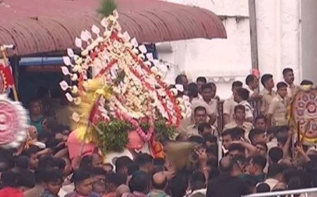 ସ୍ନାନ ବେଦୀରେ ବିରାଜିଲେ ଚତୁର୍ଦ୍ଧାମୂର୍ତ୍ତି