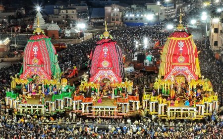 ମହାପ୍ରଭୁଙ୍କ ଦୁର୍ଲଭ ସୁନାବେଶ ଦେଖିବାକୁ ବଡ଼ଦାଣ୍ଡ ଲୋକାରଣ୍ୟ