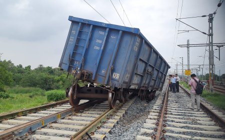 ସରଳା ଷ୍ଟେସନ ନିକଟରେ ମାଲଗାଡ଼ି ଟ୍ରେନ୍ ଲାଇନ ଚ୍ୟୁତ