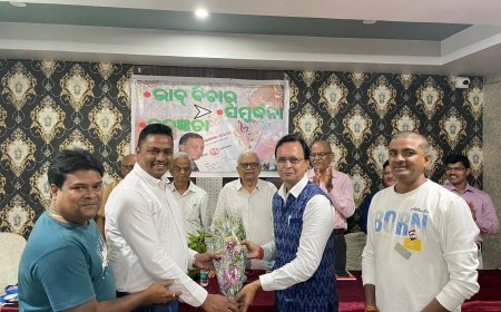 ପାରମ୍ପରିକ ସମ୍ବଲପୁରୀ ନୃତ୍ୟ ଉପରେ ପୁସ୍ତକ ରଚନା କରିଥିବା ଡ଼ ସପନ ମିଶ୍ରଙ୍କ ଉଦ୍ଦେଶ୍ୟରେ ସମ୍ବର୍ଦ୍ଧନା ସଭା