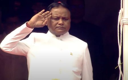 ୭୮ତମ ସ୍ୱାଧୀନତା ଦିବସ: ଗାନ୍ଧୀ ମାର୍ଗରେ ପତାକା ଉତ୍ତୋଳନ କଲେ ମୁଖ୍ୟମନ୍ତ୍ରୀ ମୋହନ ମାଝୀ