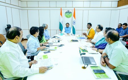 ଜଙ୍ଗଲ ପାର୍ଶ୍ବବର୍ତ୍ତୀ ଅଞ୍ଚଳରେ ରହୁଥିବା ଜନସାଧାରଣଙ୍କୁ ଶ୍ରମ ଭିତ୍ତିକ ନିଯୁକ୍ତି ଦେବା ପାଇଁ ମୁଖ୍ୟମନ୍ତ୍ରୀଙ୍କ ପରାମର୍ଶ