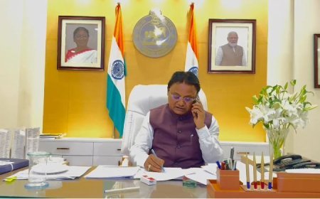 ବାତ୍ୟା ପ୍ରସ୍ତୁତି : ମୋହନଙ୍କ ସହ ଆଲୋଚନା କଲେ ପ୍ରଧାନମନ୍ତ୍ରୀ ଓ କେନ୍ଦ୍ର ସ୍ଵରାଷ୍ଟ୍ର ମନ୍ତ୍ରୀ