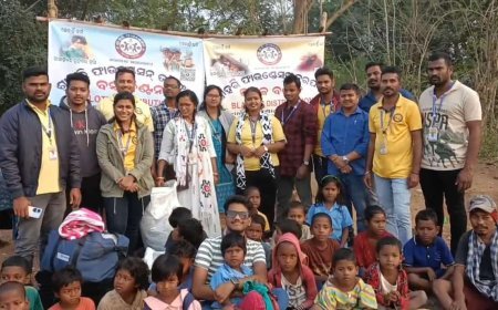 "ଶ୍ରୀହରି ଫାଉଣ୍ଡେସନ" ପକ୍ଷରୁ ଅସହାୟ ଲୋକଙ୍କୁ କମ୍ବଳ ବଣ୍ଟନ