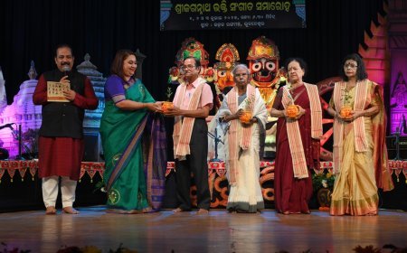 ଭକ୍ତି ଓ ଆଧ୍ୟାତ୍ମିକ ଭରା ସଙ୍ଗୀତ କାର୍ଯ୍ୟକ୍ରମ ‘ଗୁହାରି ୨୦୨୫’ ର ଦ୍ୱିତୀୟ ସନ୍ଧ୍ୟାରେ ଦର୍ଶକ ବିଭୋର