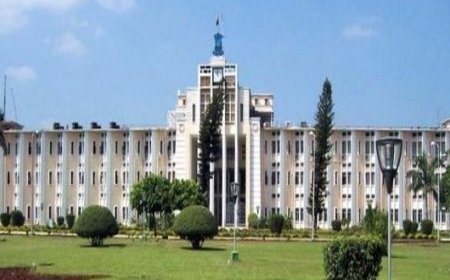 ଆଇଏଏସ୍ ସ୍ତରରେ ବଡ଼ ଧରଣର ଅଦଳ ବଦଳ