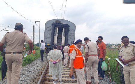 ସାଲିମାର- ସମ୍ବଲପୁର ମହିମା ଗୋସାଇଁ ଏକ୍ସପ୍ରେସ ଟ୍ରେନ ଲାଇନଚ୍ଯୁତ