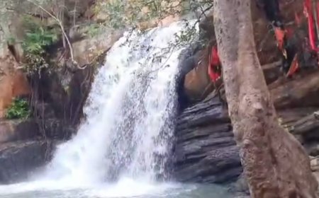 ଜଳପ୍ରପାତରେ ବୁଡ଼ି ୨ଛାତ୍ରଛାତ୍ରୀ ମୃତ