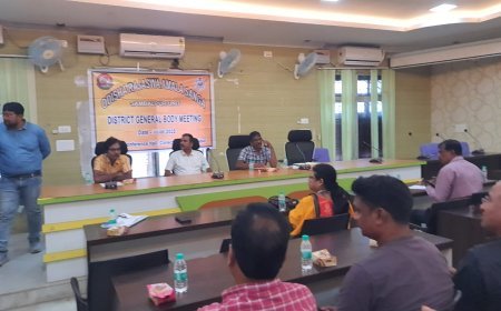 ଦାବି ପୂରଣ ନ ହେଲେ ଆସନ୍ତା ୧୧ତାରିଖରୁ ରାଜସ୍ୱ ଅମଲା ସଂଘର କାର୍ଯ୍ୟବନ୍ଦ ଆନ୍ଦୋଳନ