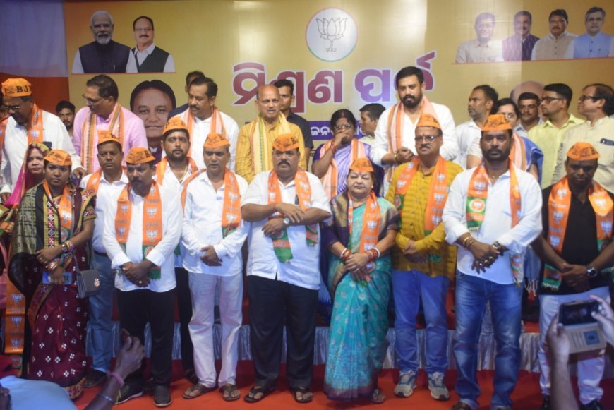 ସରକାରଙ୍କ ନିଷ୍ଠାପର ଓ ନିରବଚ୍ଛିନ୍ନ କାର୍ଯ୍ୟଶୈଳୀ ଉପରେ ଭରସା ରଖିଛନ୍ତି ରାଜ୍ୟବାସୀ : ମନେମୋହନ ସାମଲ