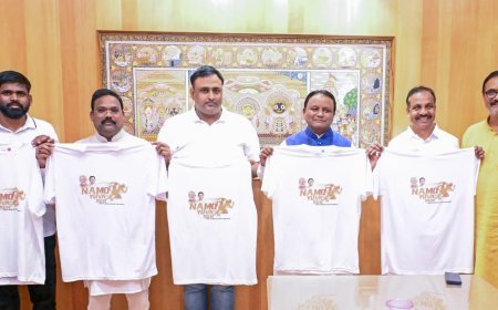 ୨୧ରେ କଳିଙ୍ଗ ଷ୍ଟାଡିୟମରେ ହେବ ବିଶାଳ ଗଣଦୌଡ଼ ; ଜର୍ସି ଉନ୍ମୋଚନ କଲେ ମୁଖ୍ୟମନ୍ତ୍ରୀ