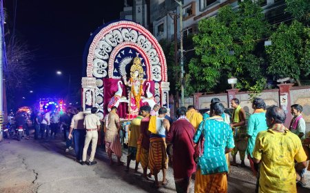 ସହିଦନଗର ଦୁର୍ଗା ପୂଜା ସମିତି ଆନୁକୂଲ୍ୟରେ ମା’ ଲକ୍ଷ୍ମୀଙ୍କ ଭସାଣି ଅନୁଷ୍ଠିତ