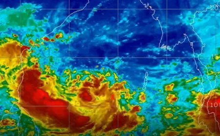 ଆତଙ୍କିତ ହୁଅନି, ସତର୍କ ରୁହ ; ସମ୍ଭାବ୍ୟ ବାତ୍ୟାକୁ ନେଇ ସରକାର ପ୍ରସ୍ତୁତ : ମନ୍ତ୍ରୀ