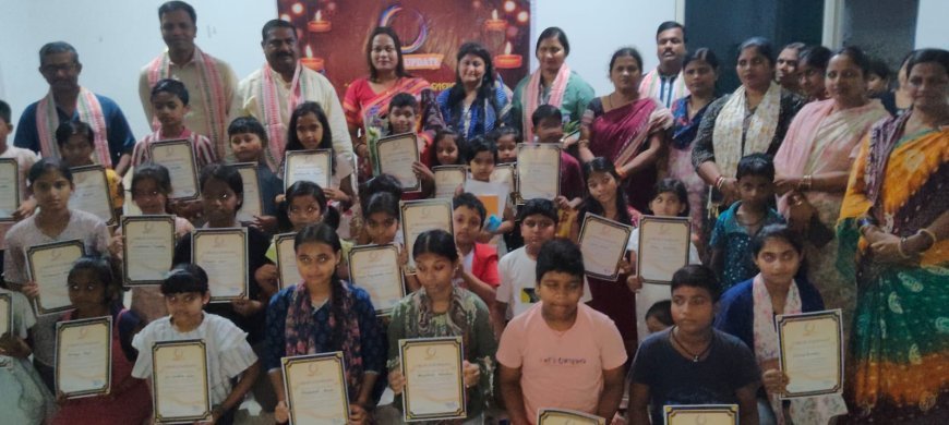 ‘ଓଡ଼ିଶା ଅପଡେଟ’ର ଦୀପାଞ୍ଜଳି ଚିତ୍ରାଙ୍କନ ପ୍ରତିଯୋଗିତା ୨୦୨୫ ; ତାନିଶା ପ୍ରଥମ, ସକିନା ଦ୍ବିତୀୟ ଓ ସୁମାଇରା ତୃତୀୟ