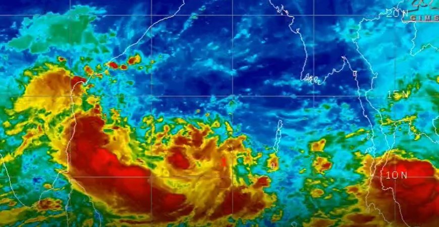 ଆତଙ୍କିତ ହୁଅନି, ସତର୍କ ରୁହ ; ସମ୍ଭାବ୍ୟ ବାତ୍ୟାକୁ ନେଇ ସରକାର ପ୍ରସ୍ତୁତ : ମନ୍ତ୍ରୀ