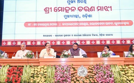 ଜନପ୍ରତିନିଧିମାନଙ୍କୁ ସମ୍ମାନର ସହିତ ବ୍ୟବହାର କରନ୍ତୁ ; ଜିଲ୍ଲାପାଳମାନଙ୍କୁ ମୁଖ୍ୟମନ୍ତ୍ରୀଙ୍କ ପରାମର୍ଶ