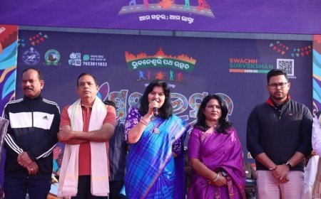 ଦ୍ବିତୀୟ ପଥ ଉତ୍ସବରେ ନାଚିଲେ ମେୟର , ଝୁମିଲେ ରାଜଧାନୀବାସୀ