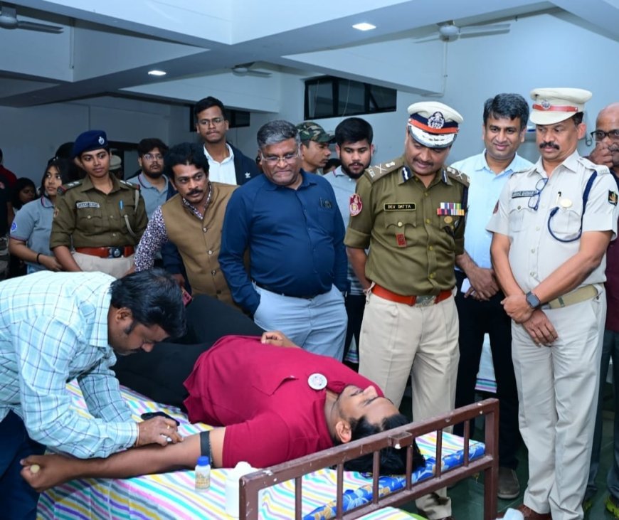 ଜାଭିୟର ବିଶ୍ୱବିଦ୍ୟାଳୟରେ କମିଶନରେଟ ପୋଲିସ ତରଫରୁ ରକ୍ତଦାନ ଶିବିର