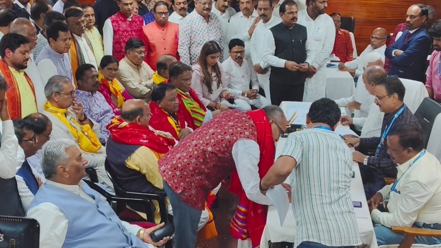 ମନମୋହନ-ସୁଜିତ୍-ଦିଲ୍ଲୀପ୍ ଭରିଲେ ନାମାଙ୍କନ