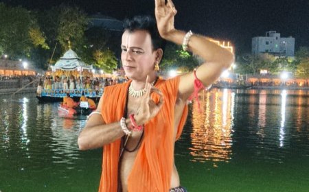 ଶ୍ରୀକ୍ଷେତ୍ରେ ଚନ୍ଦନଯାତ ; ନୃତ୍ୟରେ ମନ ମୋହୁଛନ୍ତି ଅଧ୍ୟାପକ ନୃତ୍ୟଶିଳ୍ପୀ ଡ଼କ୍ଟର ଚିତ୍ତରଞ୍ଜନ ସାହାଣୀ