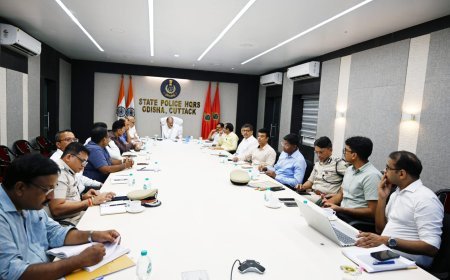 ବିଶ୍ୱପ୍ରସିଦ୍ଧ ପୁରୀ ରଥଯାତ୍ରା-୨୦୨୬ ପାଇଁ ଓଡ଼ିଶା ପୋଲିସର ବ୍ୟାପକ ପ୍ରସ୍ତୁତି; ଡିଜିପିଙ୍କ ଅଧ୍ୟକ୍ଷତାରେ ଉଚ୍ଚସ୍ତରୀୟ ସମୀକ୍ଷା ବୈଠକ ଅନୁଷ୍ଠିତ
